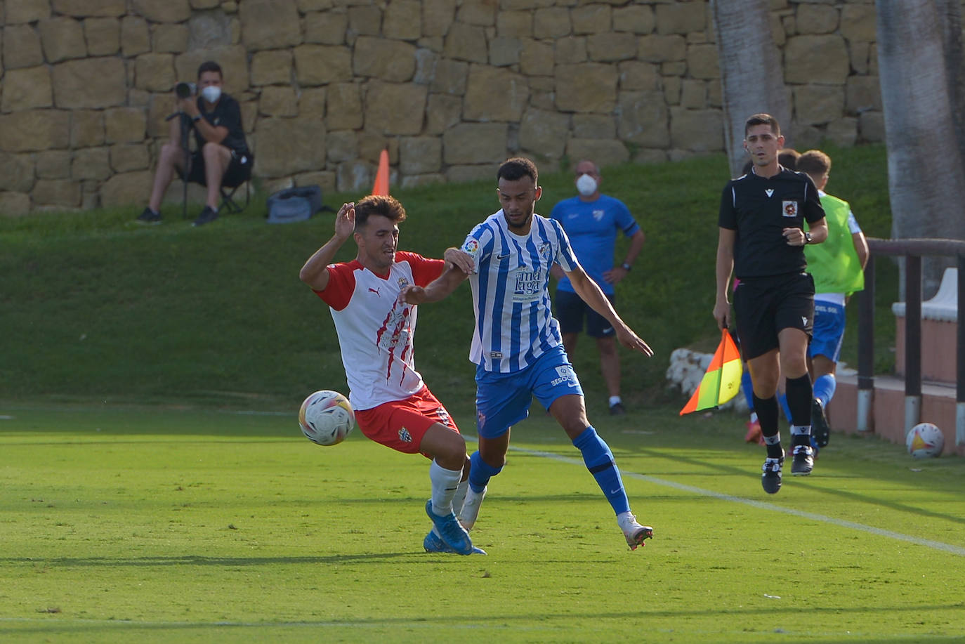 Empate del Málaga con el Almería en el amistoso celebrado en Marbella. 