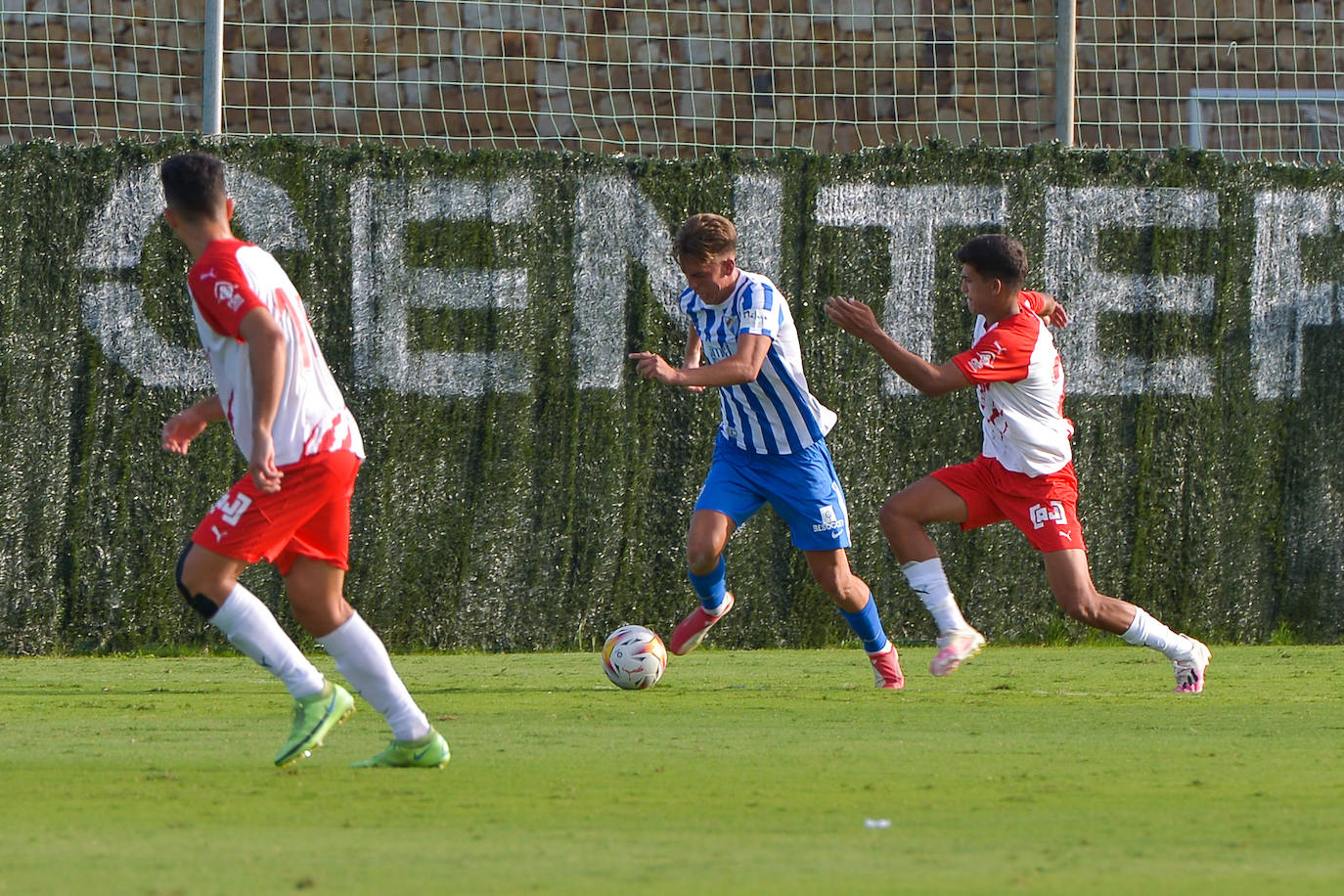 Empate del Málaga con el Almería en el amistoso celebrado en Marbella. 