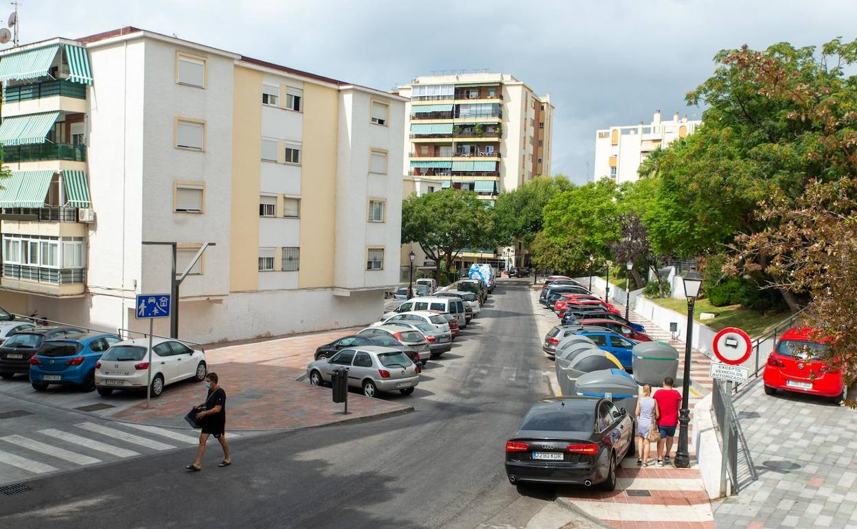 Sale a licitación el aparcamiento de la calle Doha de Marbella