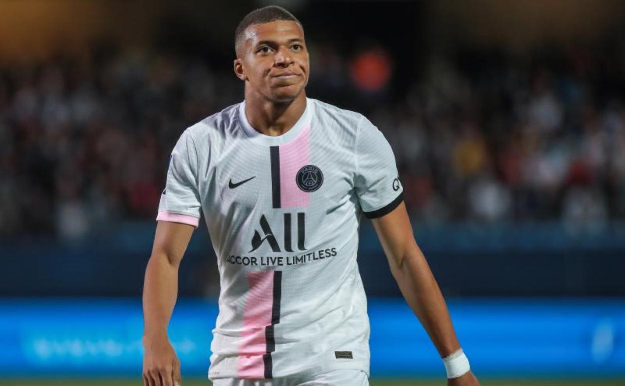 Kylian Mbappé, en un partido del PSG. 