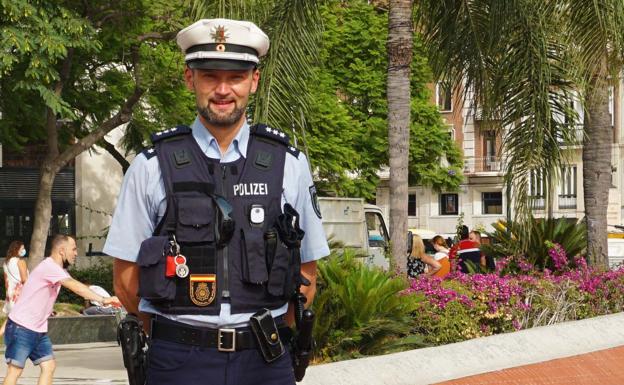 Dennis Pathraff, en la Plaza de la Marina. 