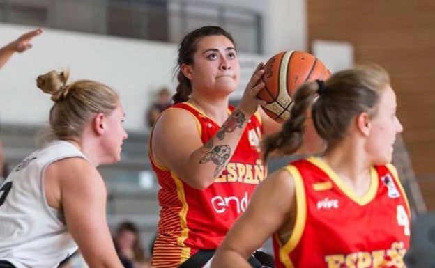 Michell Navarro, del Reyes Gutiérrez Amivel, con la selección española. 