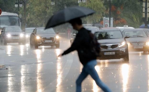 El tiempo: previsión: Protección Civil alerta por lluvias intensas y fuertes tormentas en Andalucía