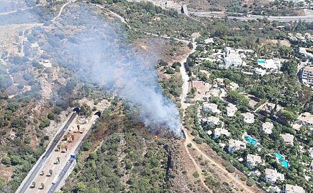 Imagen del incendio declarado en Marbella