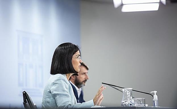 La ministra de Sanidad, Carolina Darias