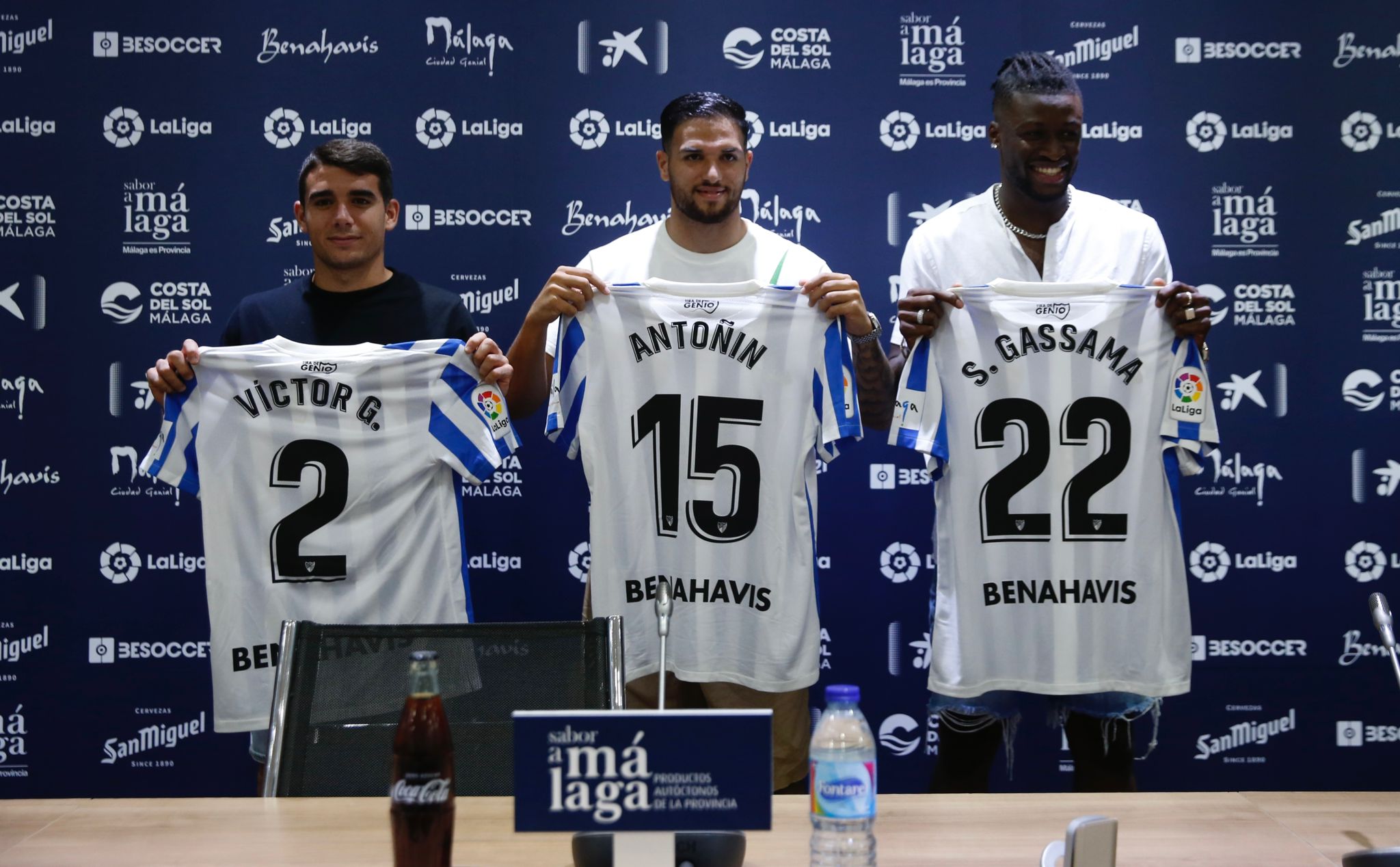 os nuevos fichajes del Málaga, Antoñín, Víctor Gómez y Sekou Gassama.
