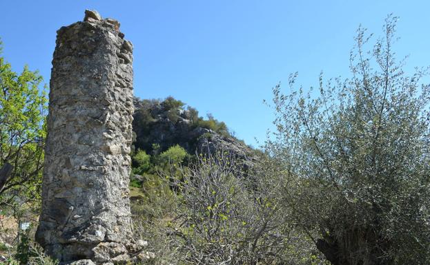 La columna de piedra se conserva en buen estado en la Era del Pozuelo