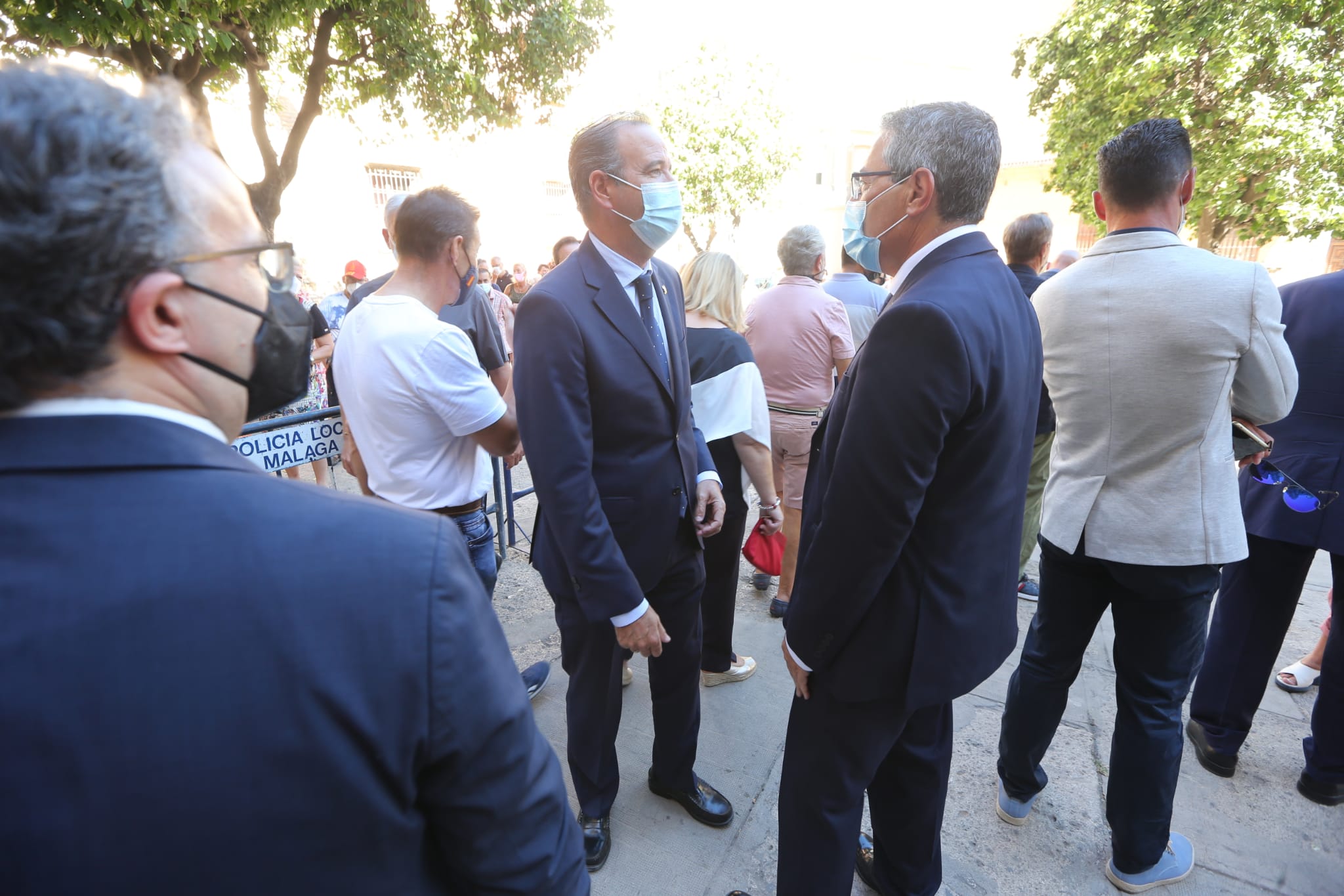Ofrenda floral a la Virgen de la Victoria