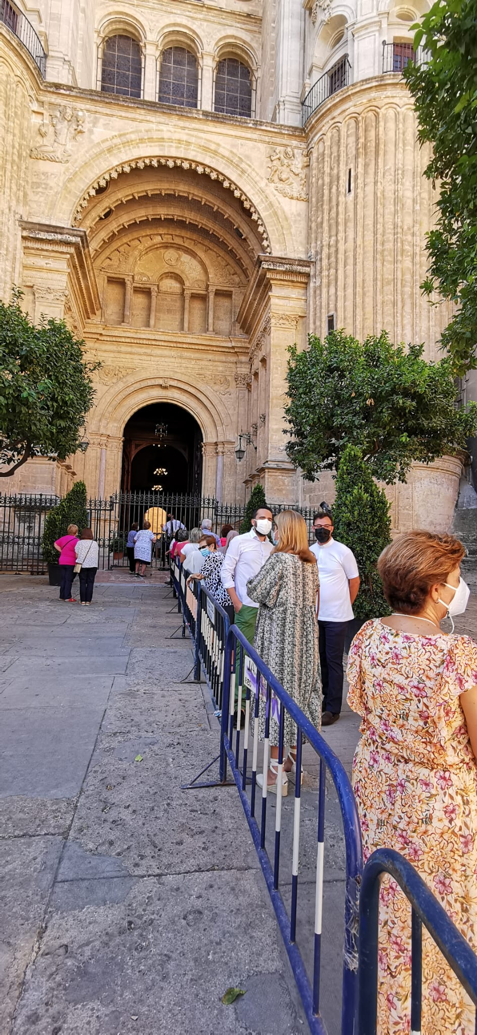 Ofrenda floral a la Virgen de la Victoria
