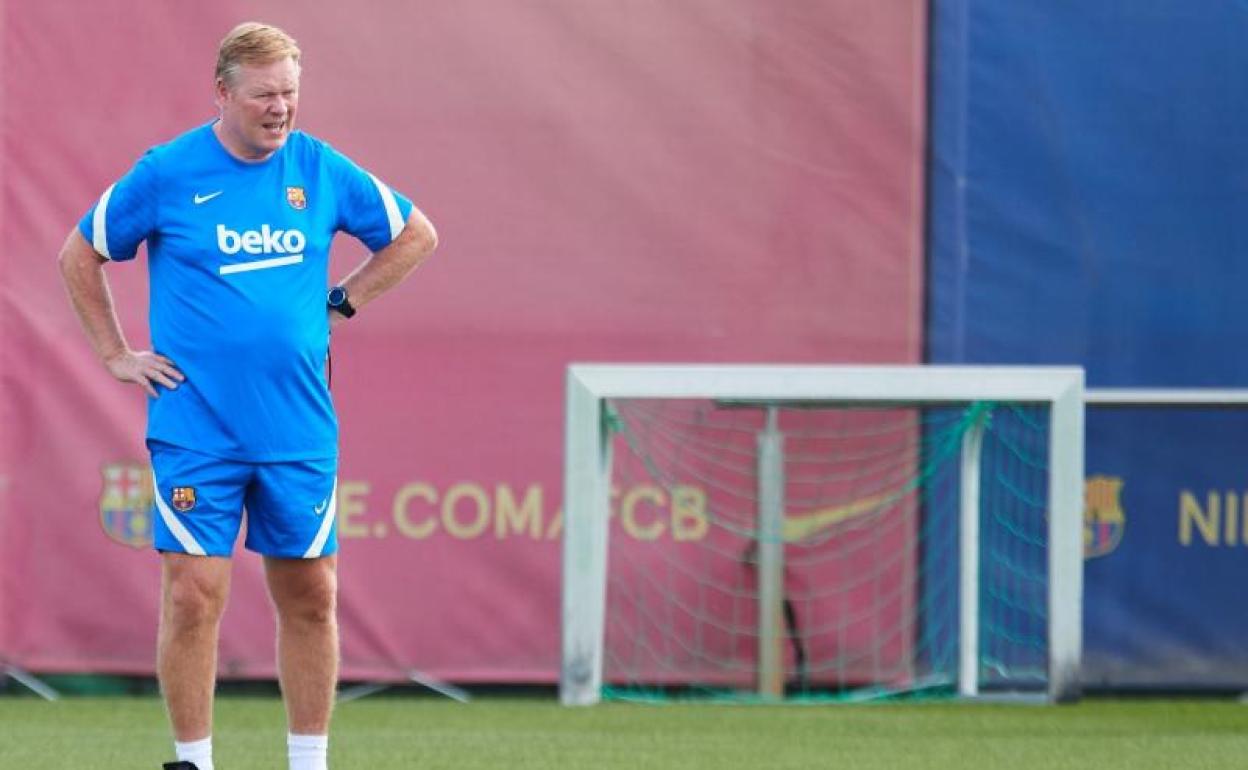 Ronald Koeman, en el último entrenamiento del Barça. 