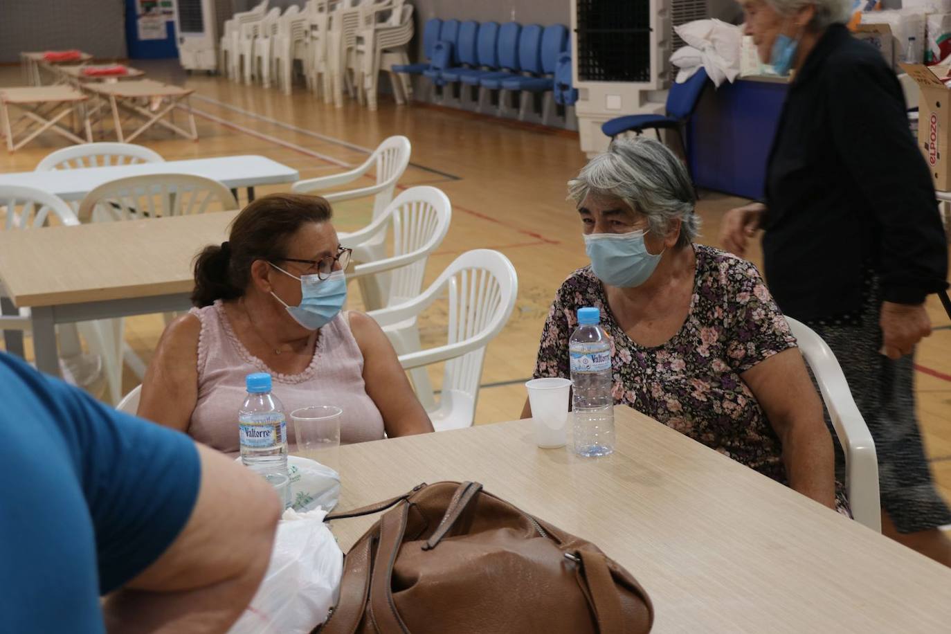 Imagen secundaria 2 - «He dormido una hora y porque caí rendida»