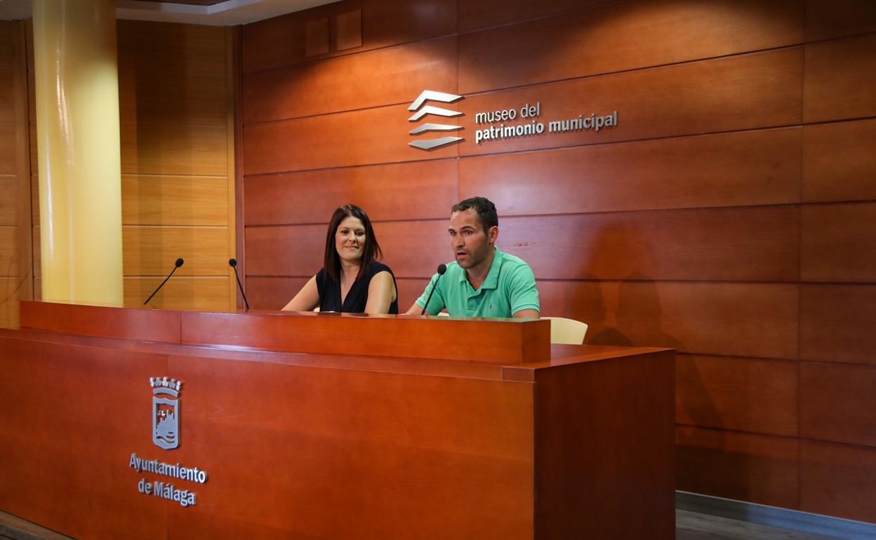 Noelia Losada y Albert García, durante la presentación de la carrera. 