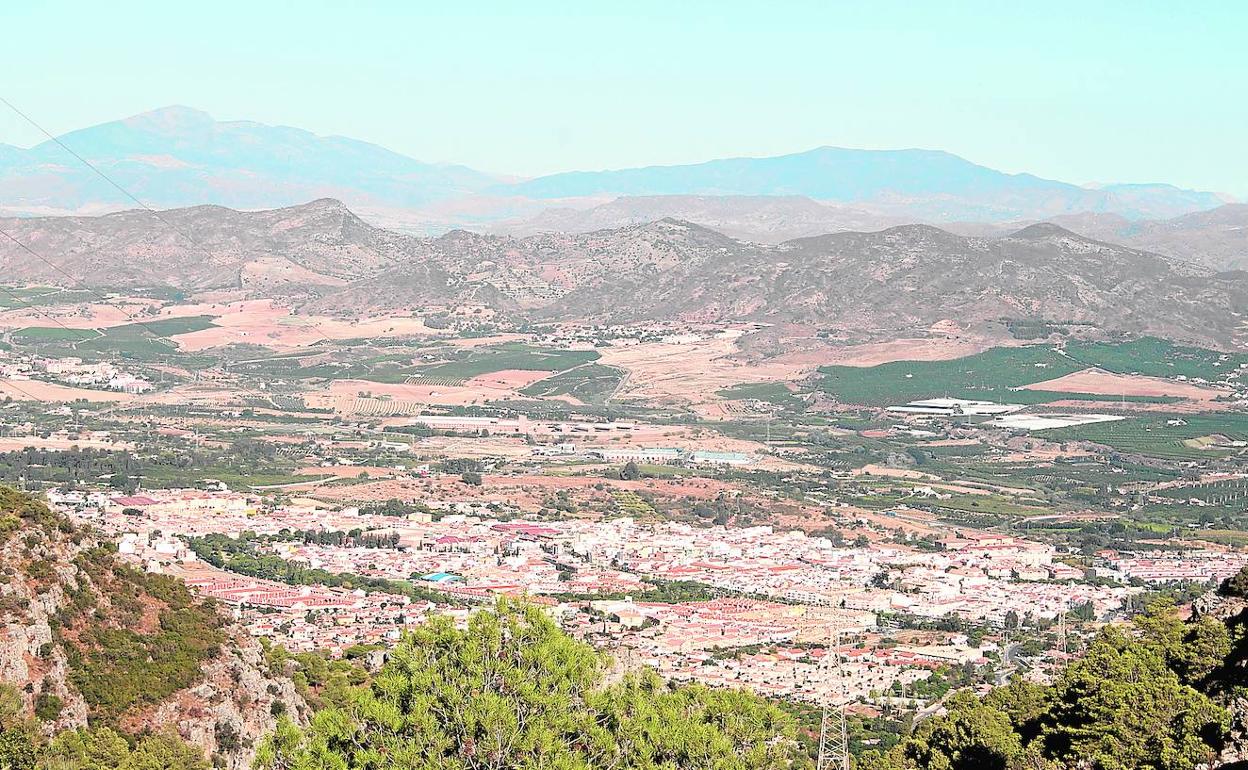 Vista panorámica del territorio de Alhaurín de la Torre,que limita al norte con Cártama. 