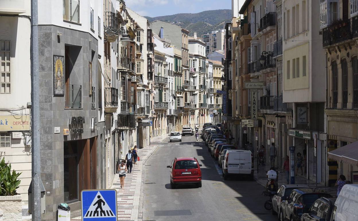 Vista de calle Carretería, donde se protegen dos edificios