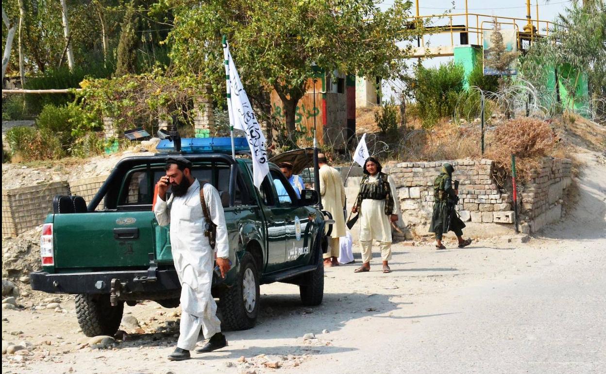 Lugar del atentado en Jalalabad.