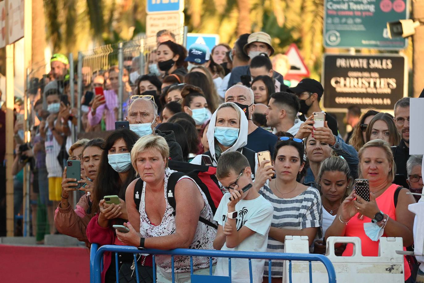 La prueba ha constado de dos kilómetros a nado desde en la playa de Levante de Puerto Banús, 90 en bicicleta, con un recorrido que va desde Marbella hasta Cártama y otros 21 kilómetros a pie por el paseo marítimo.