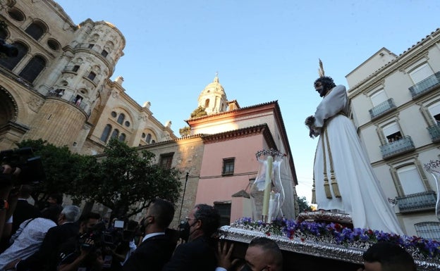 Jesús Cautivo ha llegado a la Catedral pasadas las ocho y media de la mañana. 