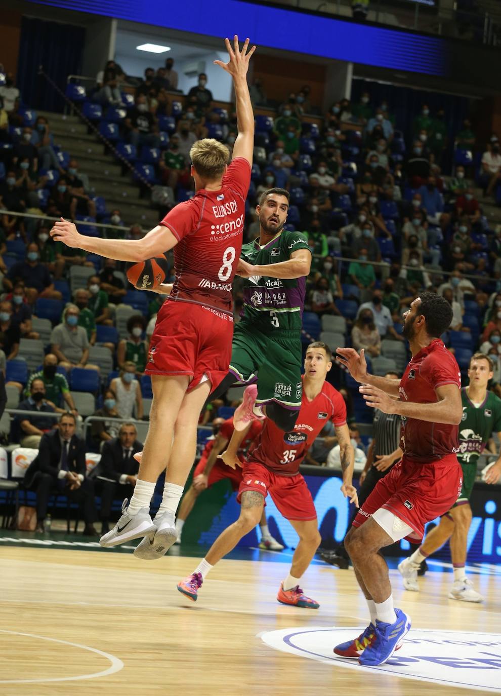 El Unicaja abre la temporada 21-22 ganando. 