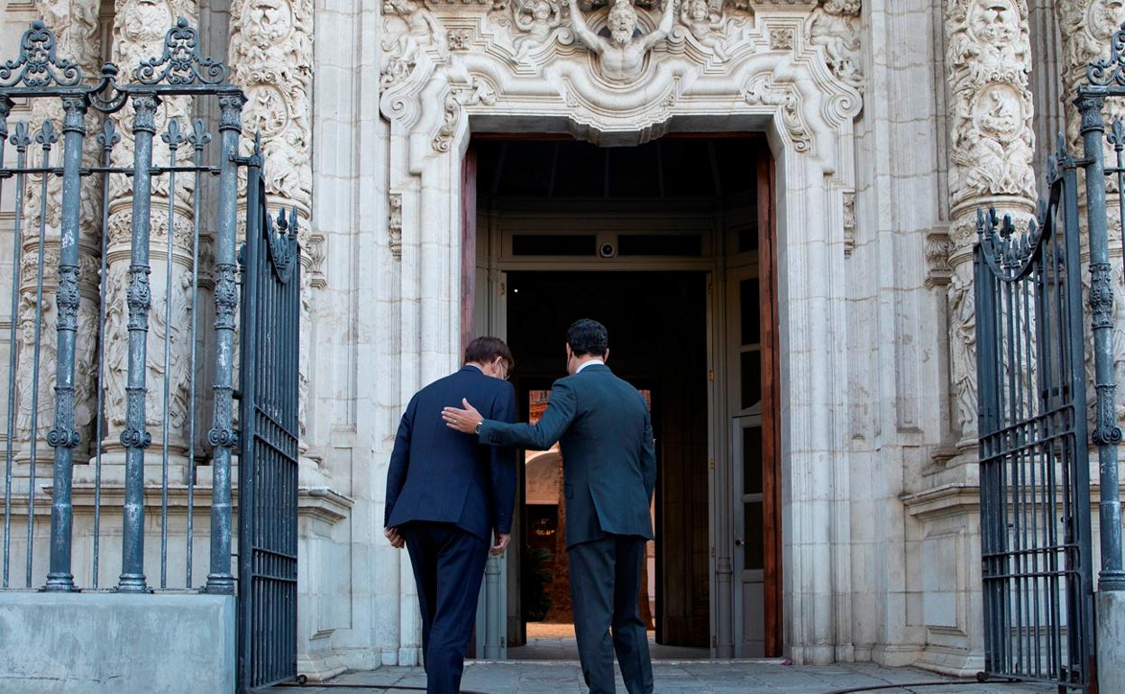 Ximo Puig y Juanma Moreno, el pasado martes en San Telmo