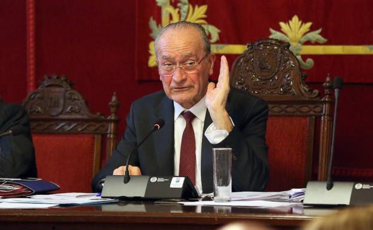 Coronavirus Málaga: De la Torre destaca el descenso «muy potente y positivo» de la incidencia e insiste en la vacunación