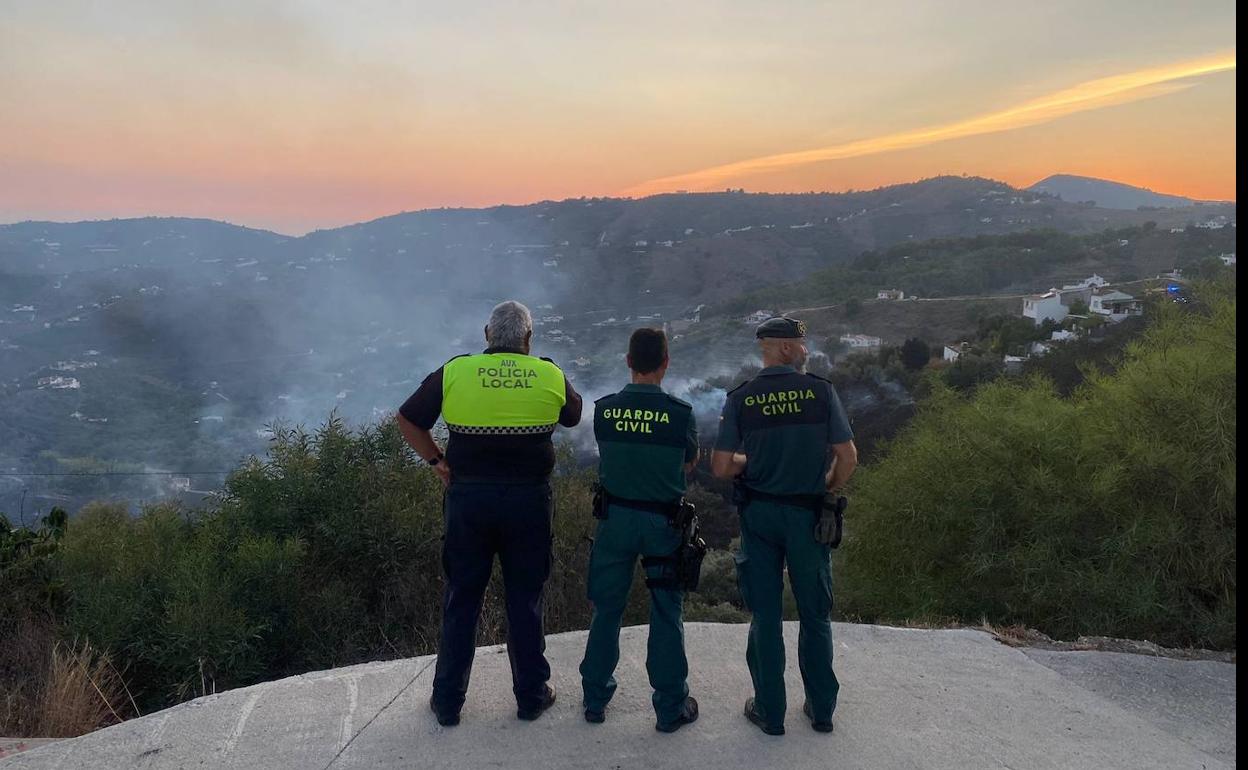 Extinguido el incendio forestal de Frigiliana