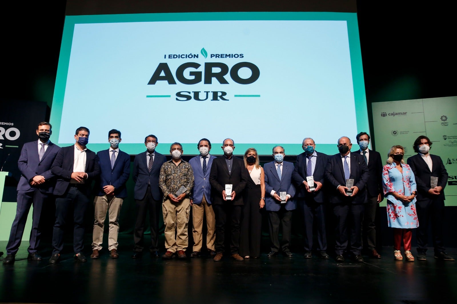 El Auditorio Edgar neville de la Diputación de Málaga ha acogido el acto de entrega de los primeros premios AGRO SUR. La gala contó con el patrocinio de Cajamar y Gusto del Sur como entidad colaboradora