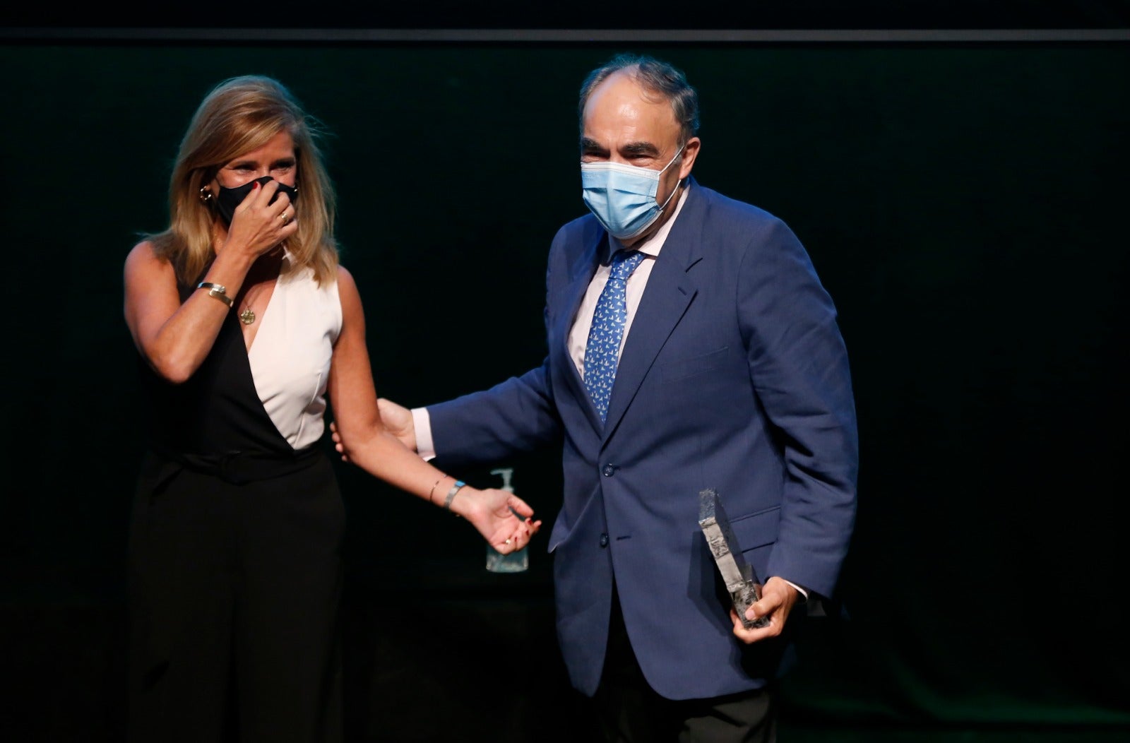 El Auditorio Edgar neville de la Diputación de Málaga ha acogido el acto de entrega de los primeros premios AGRO SUR. La gala contó con el patrocinio de Cajamar y Gusto del Sur como entidad colaboradora