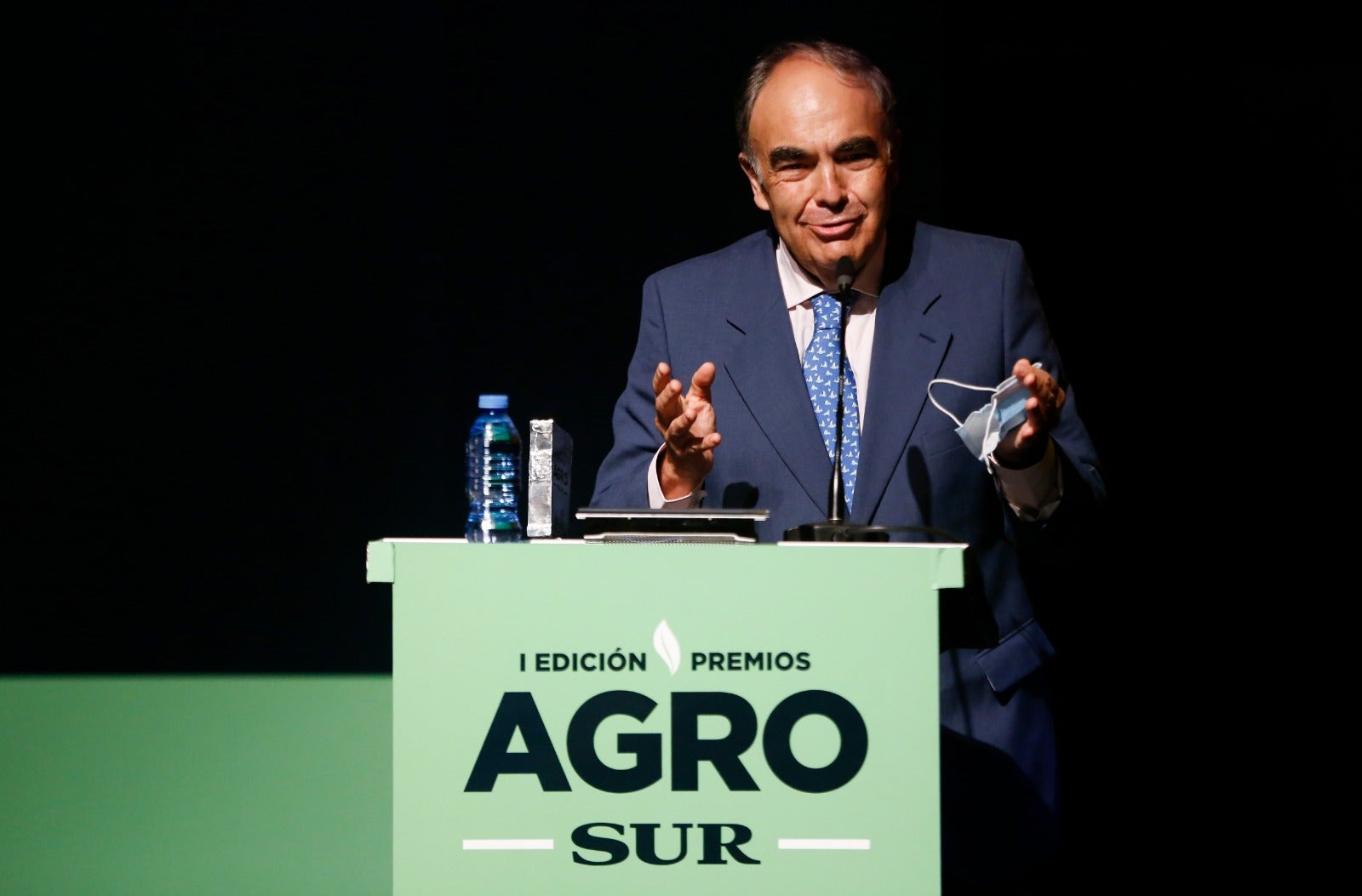 El Auditorio Edgar neville de la Diputación de Málaga ha acogido el acto de entrega de los primeros premios AGRO SUR. La gala contó con el patrocinio de Cajamar y Gusto del Sur como entidad colaboradora