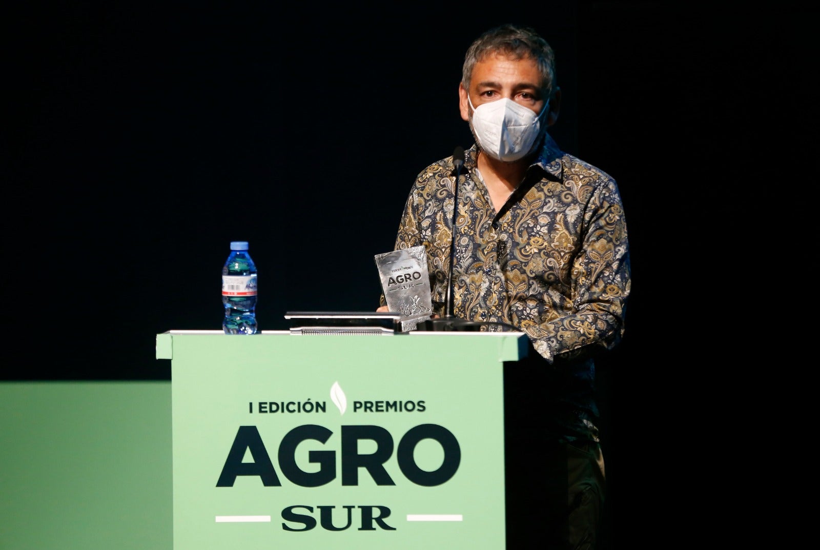 El Auditorio Edgar neville de la Diputación de Málaga ha acogido el acto de entrega de los primeros premios AGRO SUR. La gala contó con el patrocinio de Cajamar y Gusto del Sur como entidad colaboradora