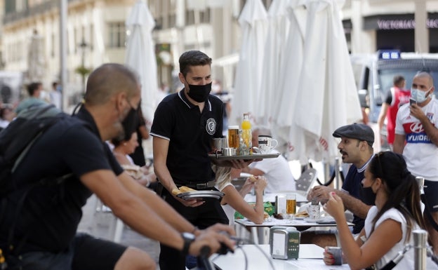 Coronavirus en Andalucía: Consulta los niveles de alerta y restricciones vigentes en todos los municipios de Andalucía desde el 1 de octubre
