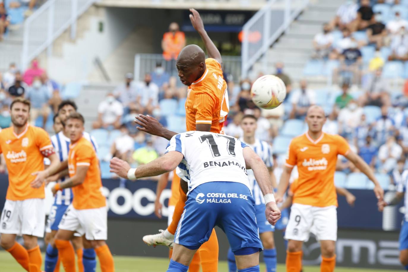 La Rosaleda acogió el encuentro sin restricciones de aforo por el covid-19 