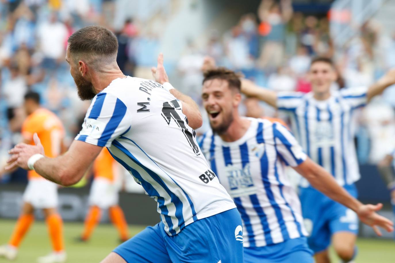 La Rosaleda acogió el encuentro sin restricciones de aforo por el covid-19 