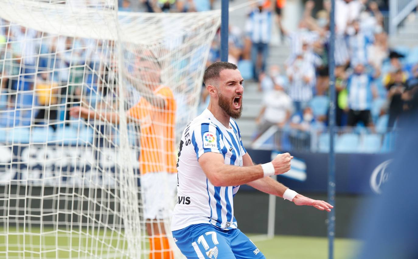 La Rosaleda acogió el encuentro sin restricciones de aforo por el covid-19 