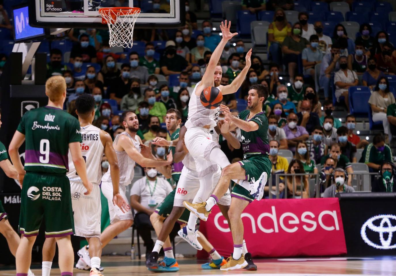 El Unicaja gana en casa al Río Breogán. 