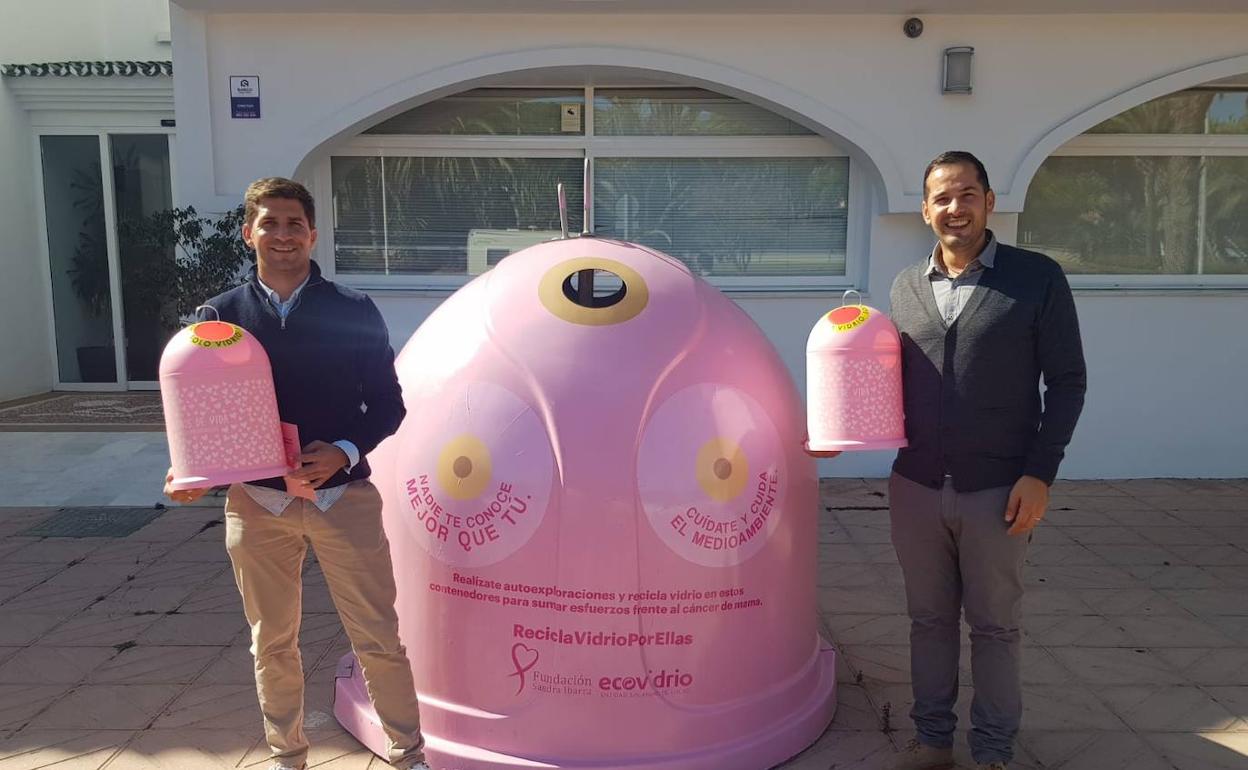 Juan Luis Villalón, delegado de RSU de la Mancomunidad, e Iván González Castro, de Ecovidrio. 