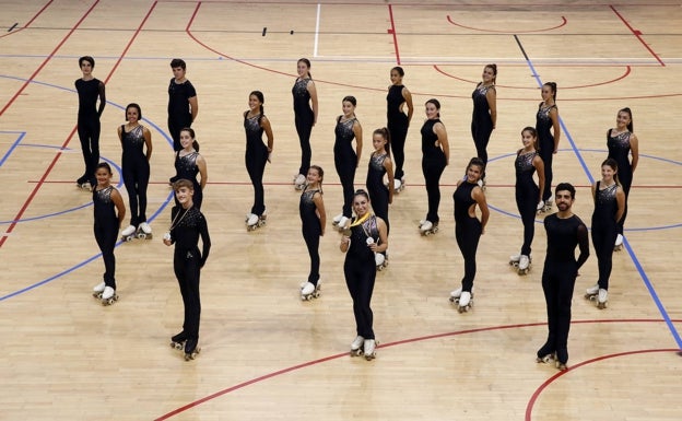 Parte de los alumnos del club fuengiroleño. 