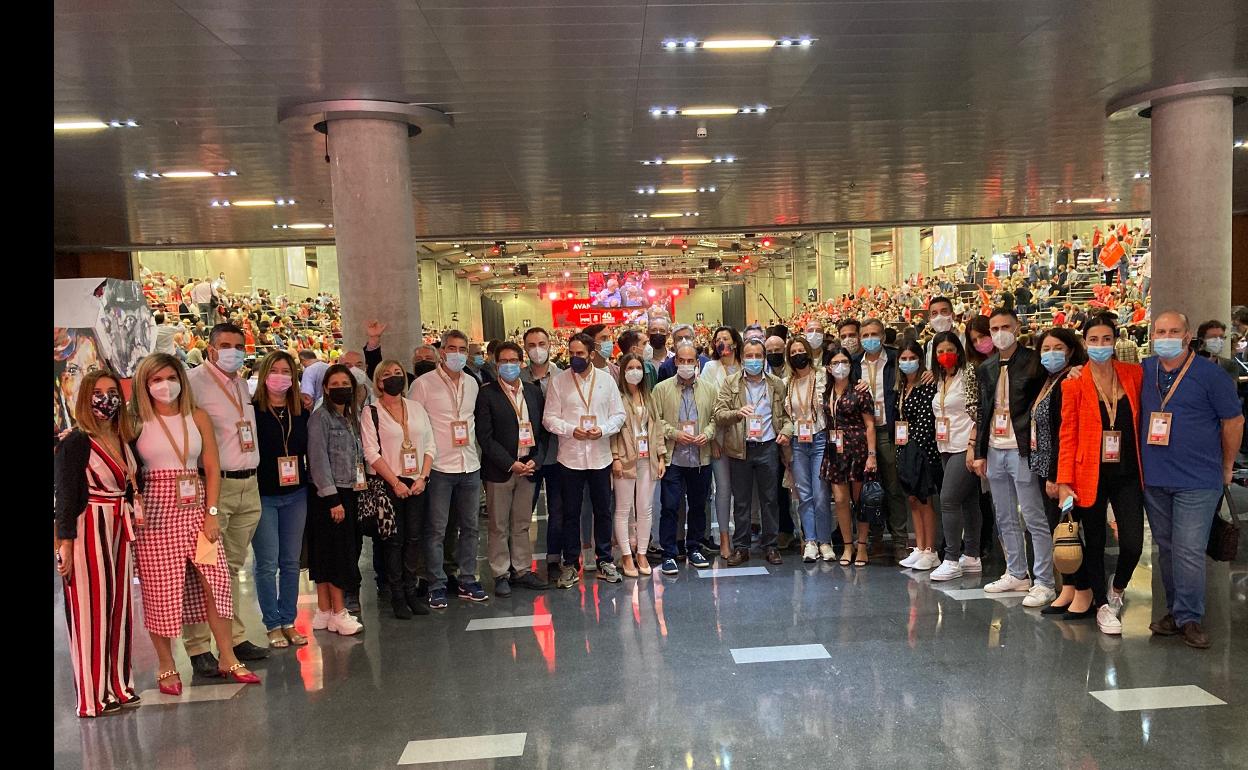 Parte de la delegación malagueña, antes de la clausura.