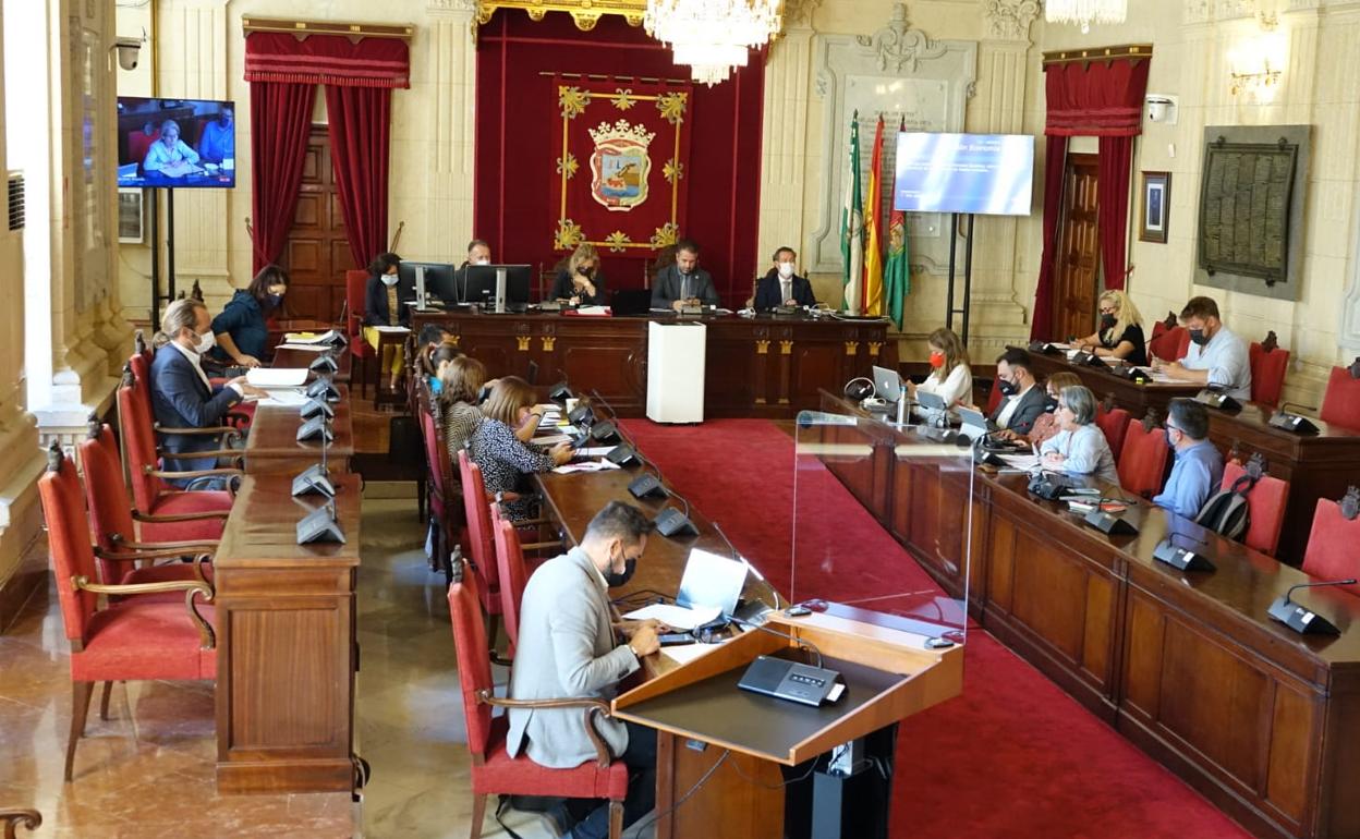 La comisión de Economía, ayer por la mañana, donde se trató, aún sin aprobar, la ley de vivienda.