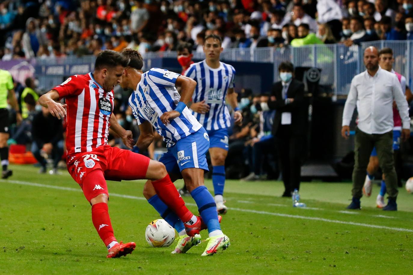 La Rosaleda volvió a vivir un partido con gran ambiente 