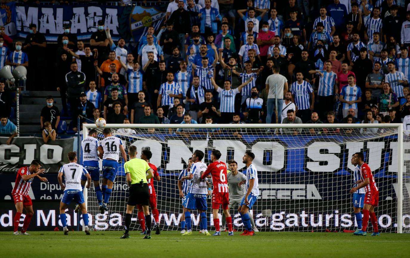 La Rosaleda volvió a vivir un partido con gran ambiente 