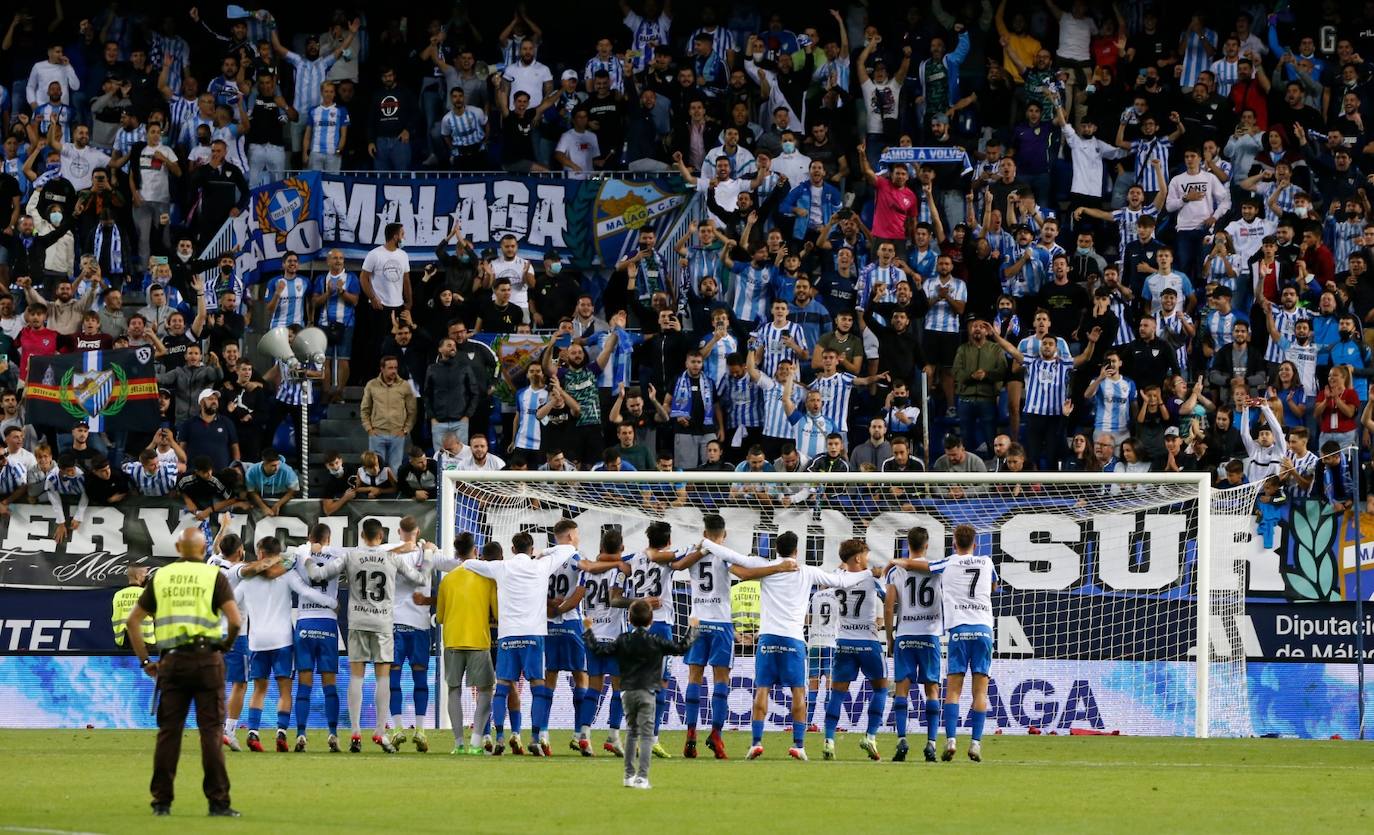 La Rosaleda volvió a vivir un partido con gran ambiente 