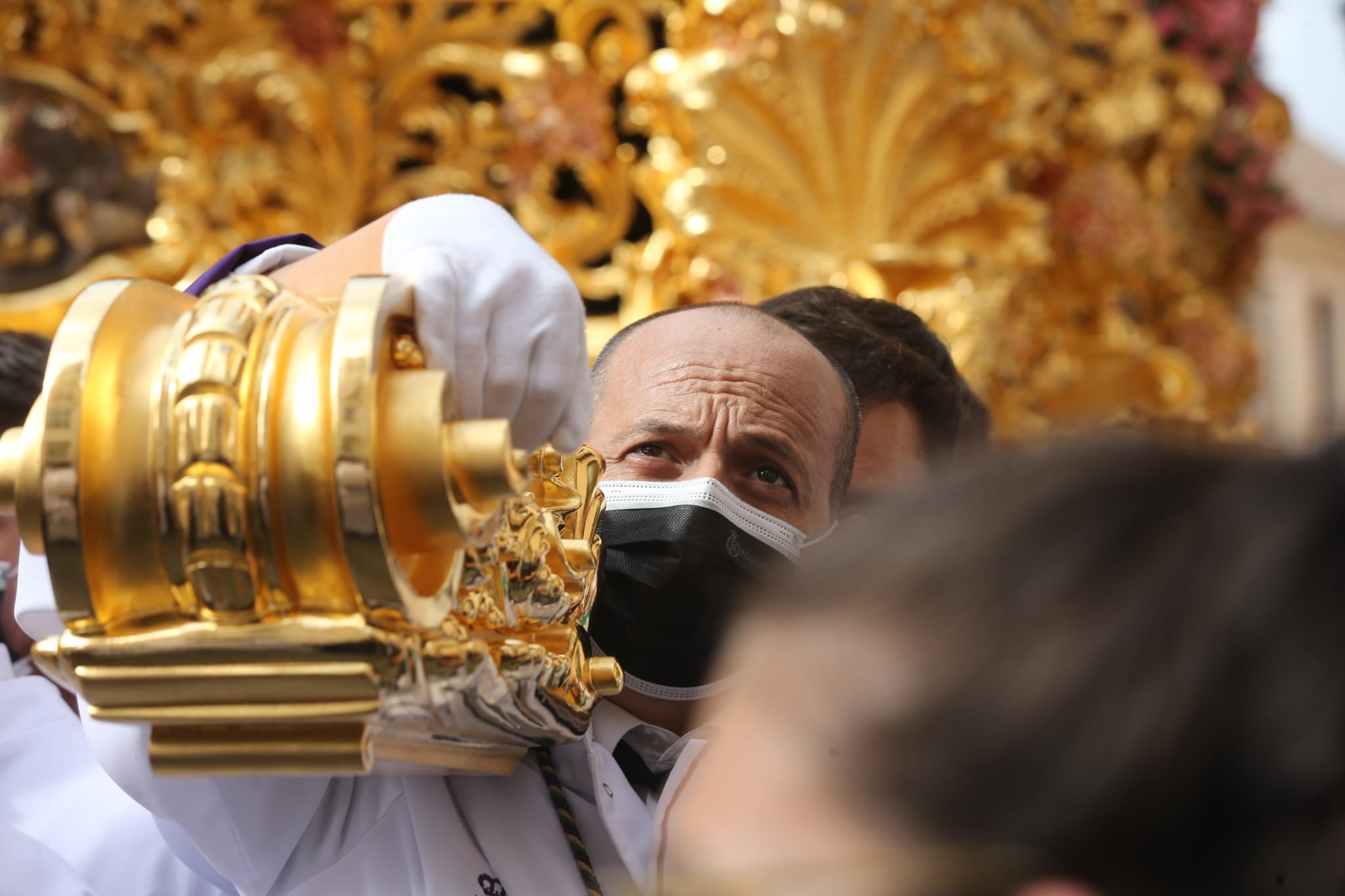 Dieciséis tronos recorren la ciudad para conmemorar el centenario de la Agrupación de Cofradías de Málaga en un evento histórico. En la imagen, Pollinica.