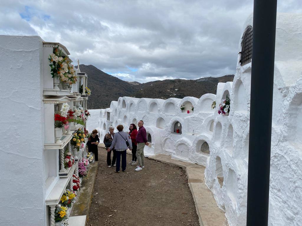 Cementerio de Sayalonga. 