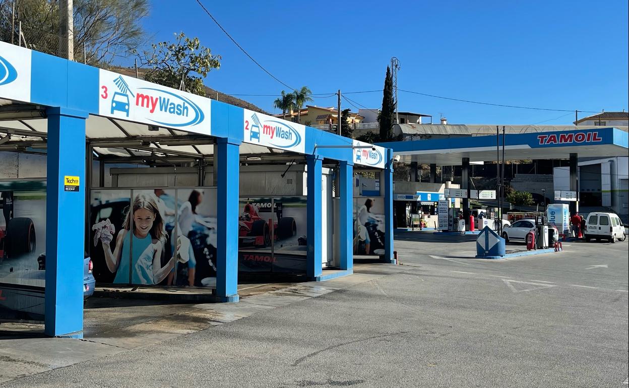 Gasolinera de Rincón de la Victoria donde sucedieron los hechos, que investiga la Benemérita. 