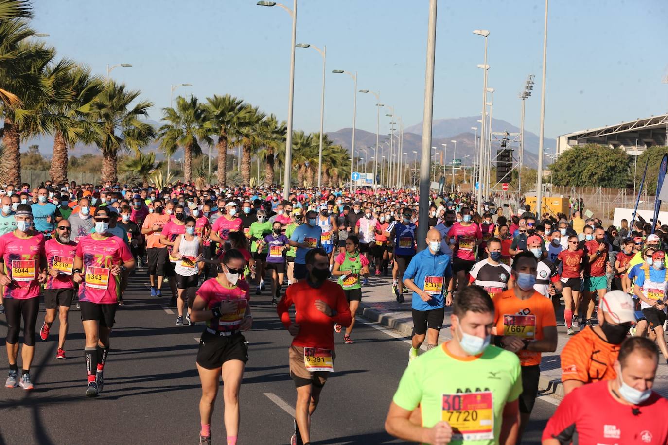 Unos 7.000 corredores estaban inscritos para recorrer las calles de la ciudad en la edición de 2021. 