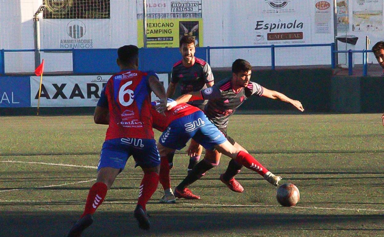 El Malagueño derrota al Torredonjimeno y entra en zona de ascenso