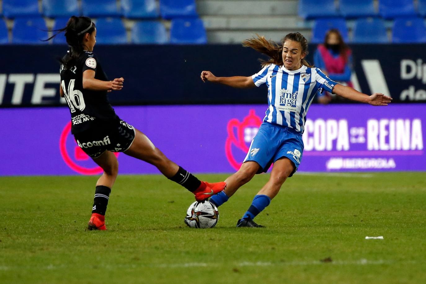 El Málaga gana al Zaragoza en la Copa de la Reina