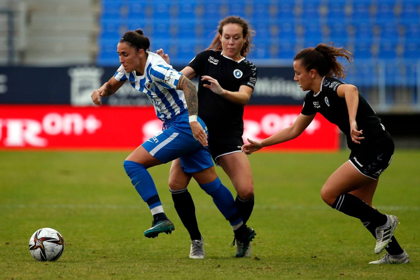 El Málaga gana al Zaragoza en la Copa de la Reina