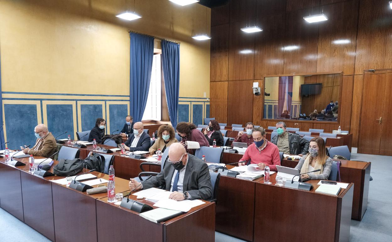 Última comisión parlamentaria de Fomento, en la que se aprobó el dictamen.