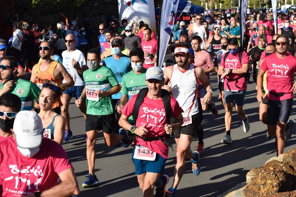 La Carrera Litoral Holiday World cuenta, como en cada edición, con tres modalidades diferentes en la carrera: de 21 kilómetros (media maratón), y de 10 y 5 kilómetros, pensados para pasear y para los niños. También se podía colaborar con dorsal 0